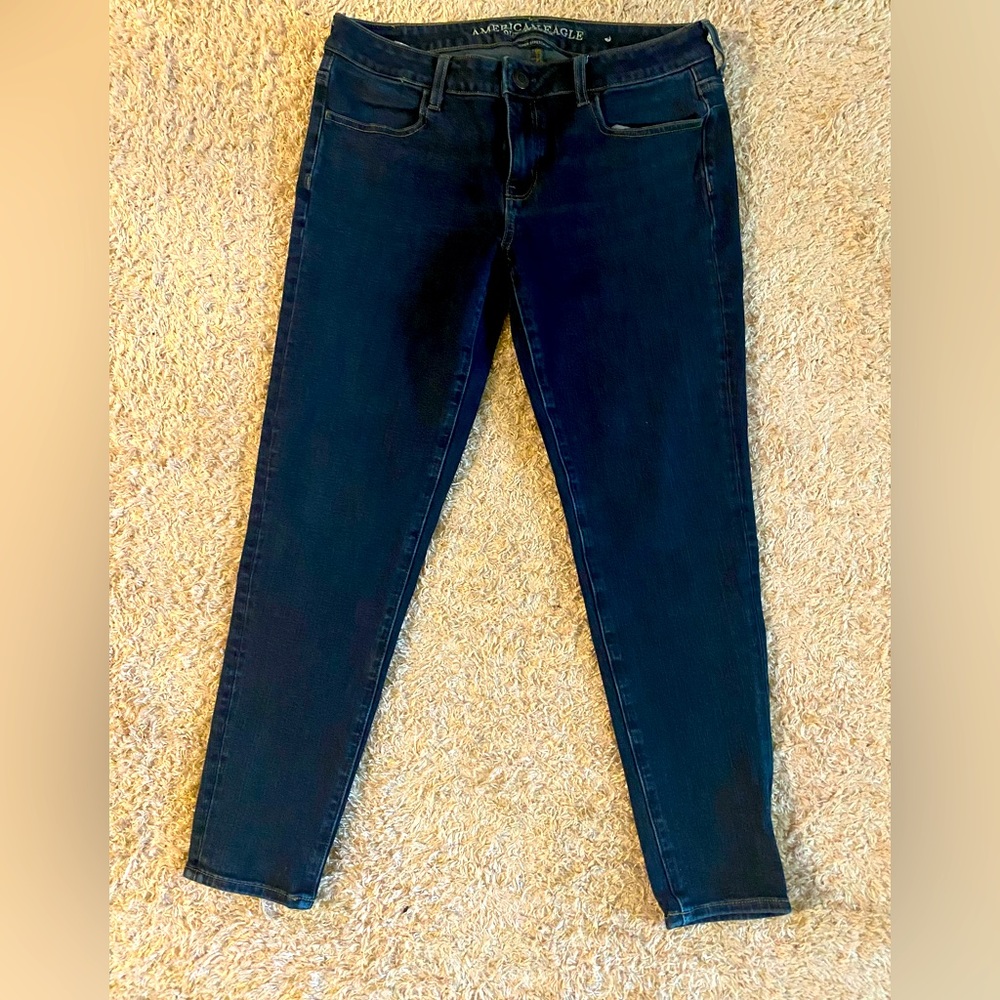 Size 8 short American eagle skinny jeans